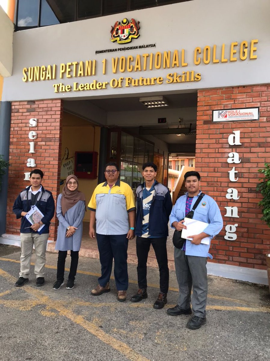jkrckmintern's tweet photo. Khamis 6/4/2023
- Mengikuti Encik Suhardi dan Puan Fayyadhah ke Kolej Vokasional Sungai Petani bgi pemeriksaan sistem pencegah kebakaran sedia ada
@EnCiK_JM1
@JKRCKMKedah
#internfebjun2023
#ckmkedah https://t.co/PdZiGhiGOx