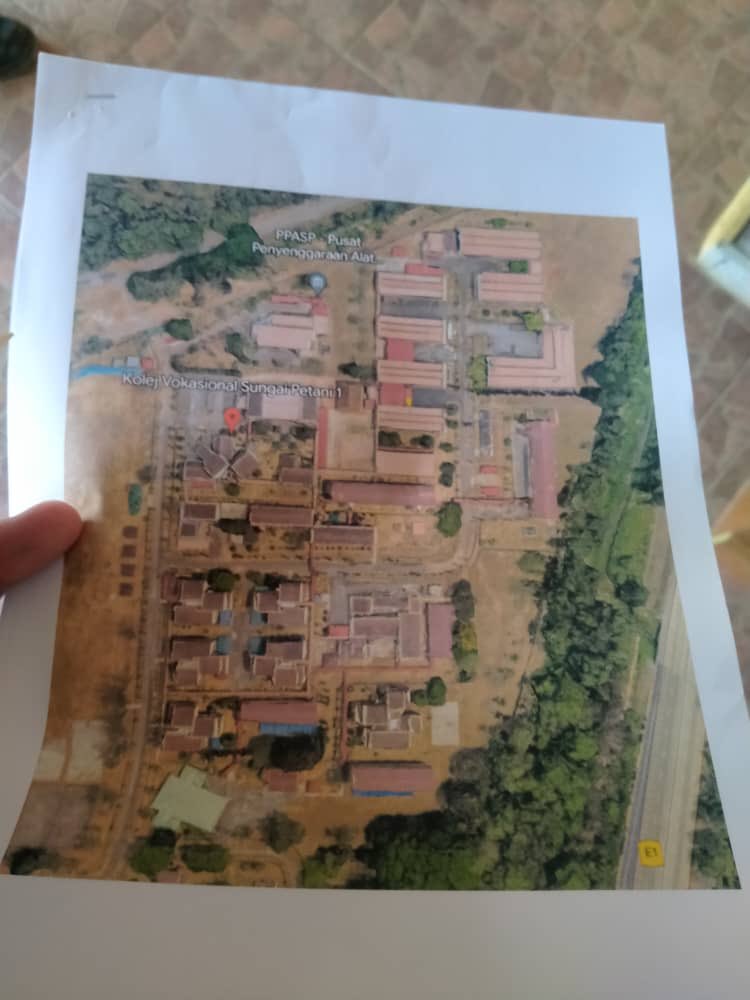 jkrckmintern's tweet photo. Khamis 6/4/2023
- Mengikuti Encik Suhardi dan Puan Fayyadhah ke Kolej Vokasional Sungai Petani bgi pemeriksaan sistem pencegah kebakaran sedia ada
@EnCiK_JM1
@JKRCKMKedah
#internfebjun2023
#ckmkedah https://t.co/PdZiGhiGOx