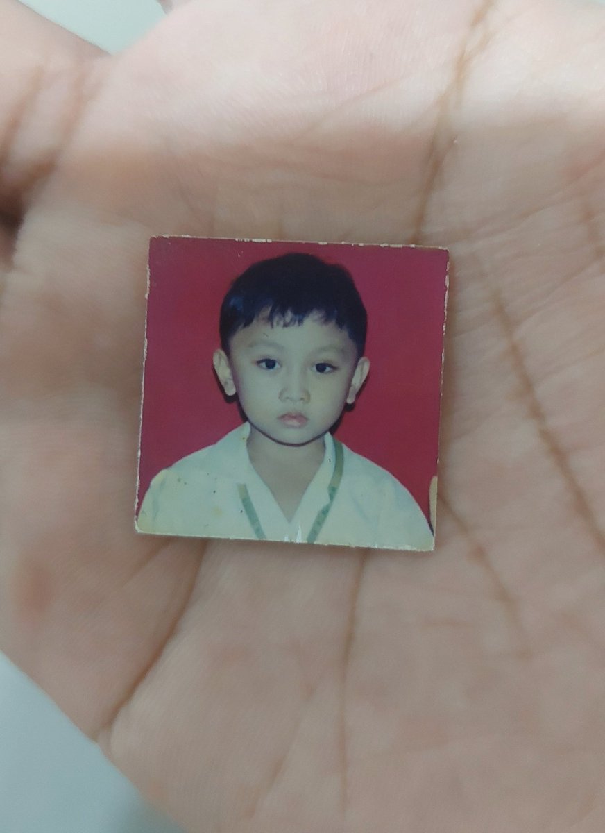yulesflores's tweet photo. Ganda ko siguro kung naging babae. Char https://t.co/pJVBDAn0Lx
