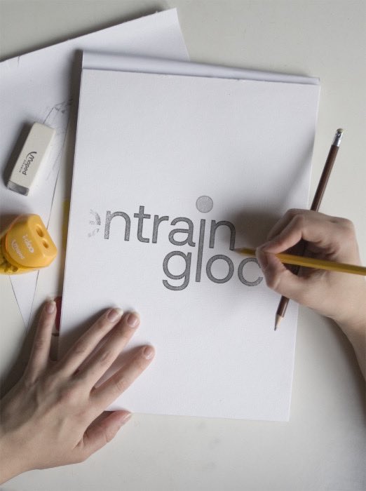 entraingioco's tweet photo. È opera di una giovane designer – #ChiaraDavoli la creazione del logo #EntraInGioco (attraverso un contest del @polimi).
A premiarla la semplicità, l’immediato richiamo al mondo del gioco e il chiarissimo payoff #divertimentoinscatola

🎲 Scopri di più: https://t.co/eoaaRnU1v2 https://t.co/QPRV7UZXuw