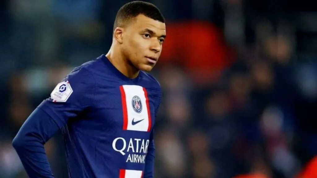 cttdotcom's tweet photo. New Post: Kylian Mbappe Criticizes PSG’s Use Of His Image To Promote Season Tickets https://t.co/AYbMP7522k https://t.co/dZwx9mae0D