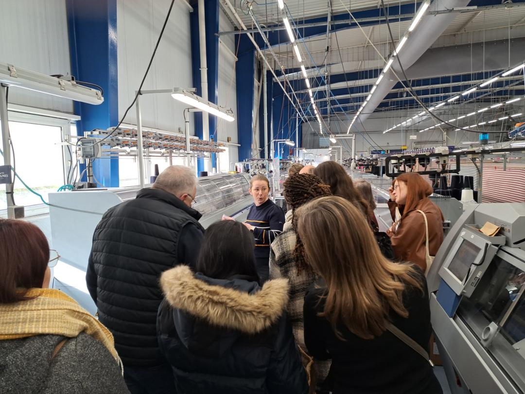 Sonia Prou (@prousonia) on Twitter photo #TousMobilisés au sein de l'#entreprise <a href="/saintjames/">SAINT JAMES</a> pour les #recrutements avec la @MRS soit Méthode de Recrutement par Simulation sans CV afin de donner la chance à tous. 20 #candidats présents ce jour. Il reste des places ! Contactez votre agence @Poleemploi_Ndie <a href="/avranches/">Gerhard Brühl</a> #TousMobilisés au sein de l'#entreprise <a href="/saintjames/">SAINT JAMES</a> pour les #recrutements avec la @MRS soit Méthode de Recrutement par Simulation sans CV afin de donner la chance à tous. 20 #candidats présents ce jour. Il reste des places ! Contactez votre agence @Poleemploi_Ndie <a href="/avranches/">Gerhard Brühl</a>