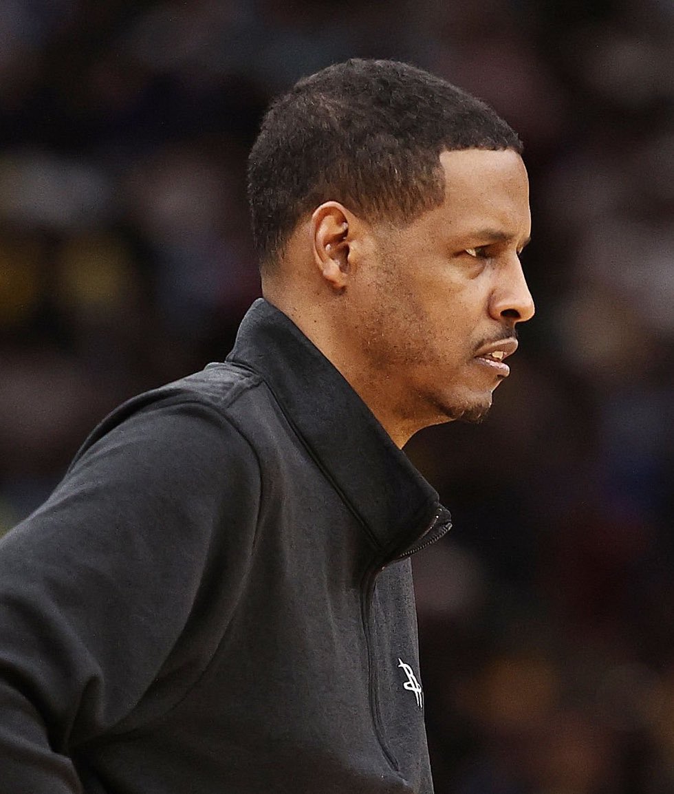 TheDunkCentral's tweet photo. The Houston Rockets are not expected to bring back Stephen Silas after this season, per @JakeLFischer 

Nick Nurse and Scott Brooks have been mentioned as potential candidates to replace Silas https://t.co/TzdzBDM5fH