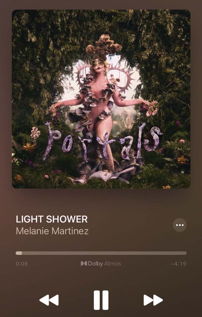 dacrybun's tweet photo. better hear everyone shut the fuck up when this comes on https://t.co/L5GHuWA6bN
