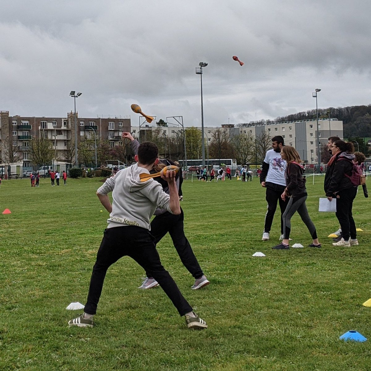 DSDEN70's tweet photo. ... mais aussi : homeball, jonglage, mini-golf, molkky, perche et saut longueur, pétanque, rugby, sarbacane, tennis,  trottinettes et dispositif "Savoir Rouler à Vélo", vortex. https://t.co/xbPthnE67Y