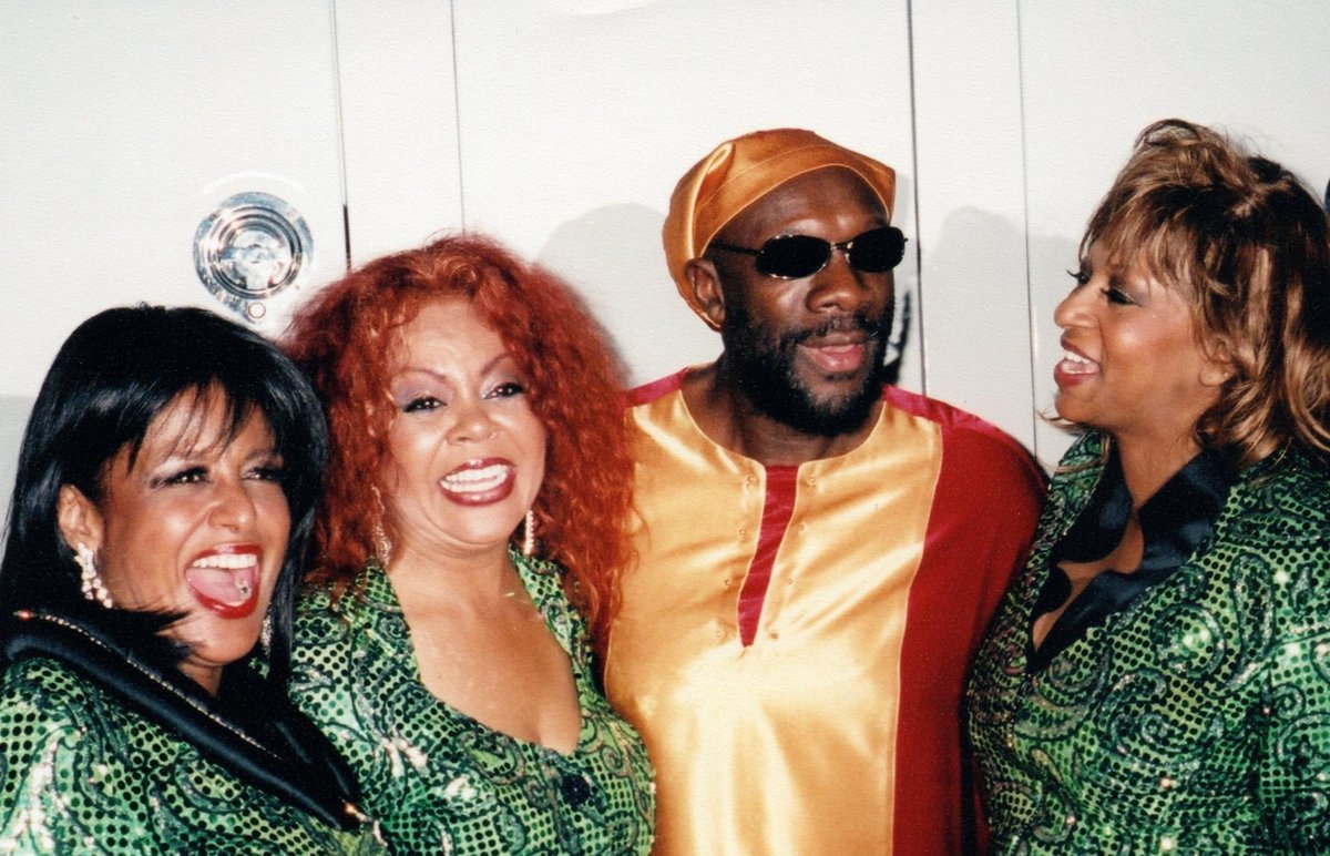 FormerSupremes's tweet photo. #FLOSFRIDAY #lookingback
In the Summer of 2003 the Ladies performed at the #sunsetjunction Street Fair in #Hollywood, CA headlining alongside Isaac Haye #scherriepayne #lyndalaurence #thesupremes #formerladiesofthesupremes #flos former #supremes #supreme #motown #isaachayes https://t.co/4jQ78M7nzD