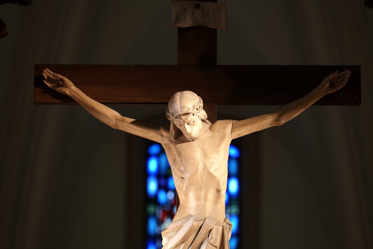 Wishing a blessed Good Friday to the #LMU community. In the stillness of this most solemn day, may we find peace in our prayer &amp; contemplation.