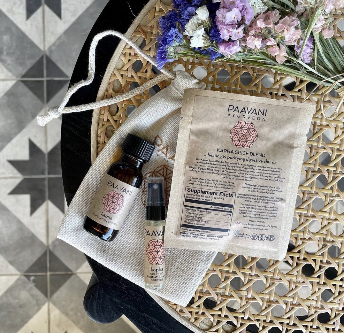 paavaniayurveda's tweet photo. FREE Spring Sampler Kit! 💐 this exclusive Spring Sampler Kit to gift you some of their favorite Ayurvedic remedies for balancing the energy of spring.
This weekend only, spend $50+ & receive our Spring Sampler Kit for FREE!!!*
#freegift #springgifts #springvibes #kapha https://t.co/oLd3uSzH3E