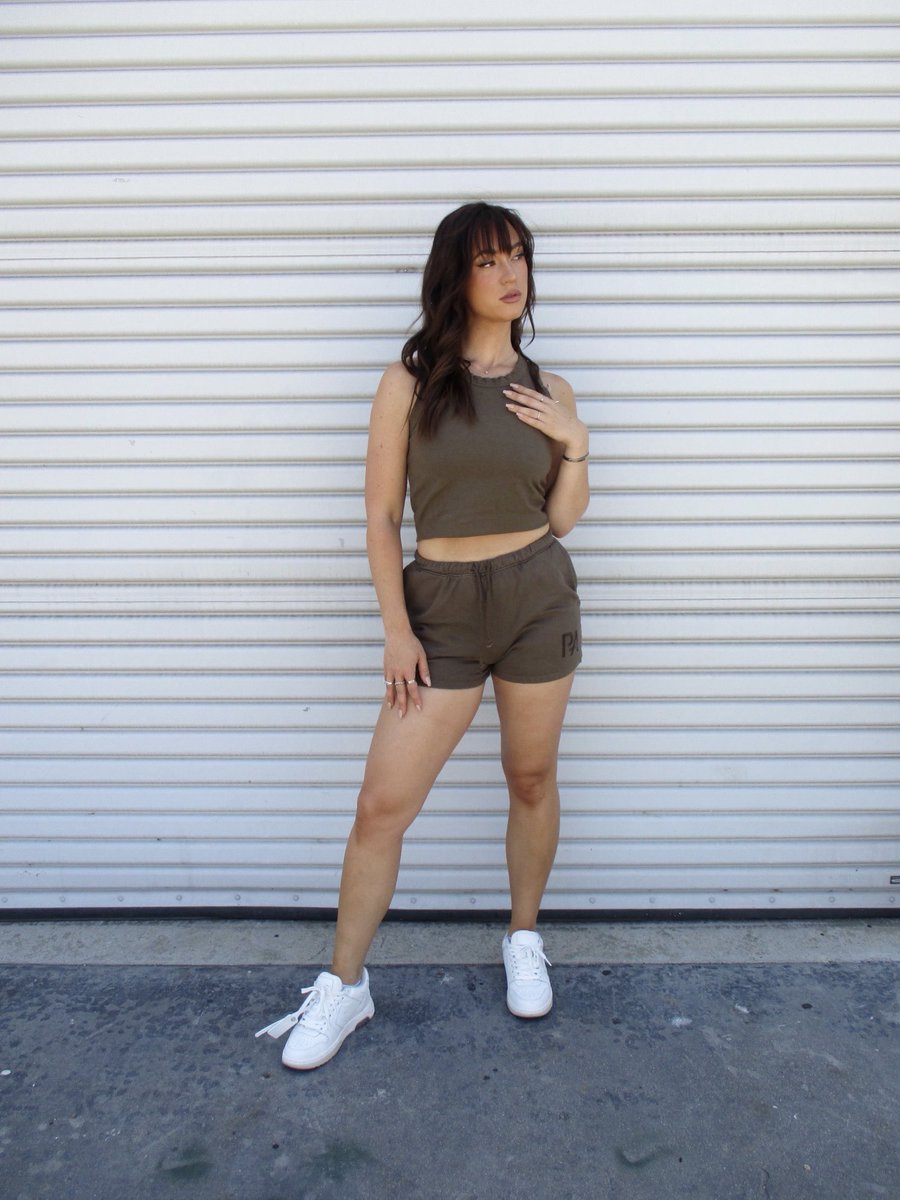 PARALLEL APPAREL tweet media