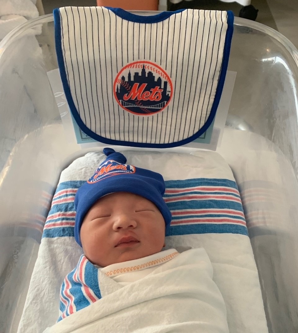nyphospital's tweet photo. This #MiniMets fan was born at #NYPCohen just in time for the home opener. Thanks to Alexandra Cohen for giving babies born at #NYP a warm welcome with @Mets gear! Retweet to celebrate our new partnership with the #Mets: https://t.co/MAIxxz6BXo @ColumbiaMed, @WeillCornell #LGM https://t.co/r6z0BNFlra