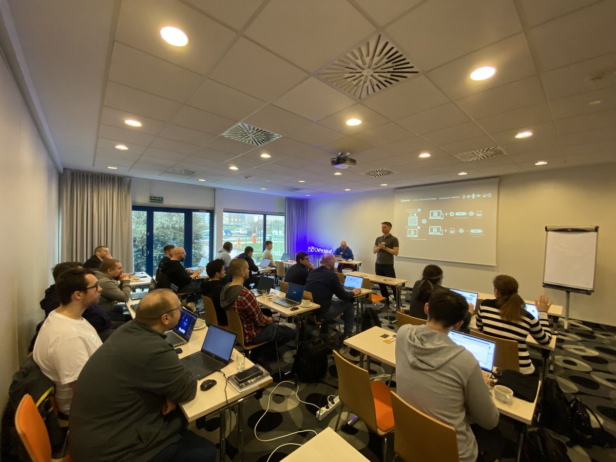 OVHcloudCareers's tweet photo. In Gdańsk, Poland 🇵🇱 Our Director of DevRel at @OVHcloud, @LostInBrittany, organized a #TechRoadShow event with several workshops on #Kubernetes 🚀
Thanks to him and the speakers for the enriching learning 👏 #OneTeam https://t.co/EdpBxLGQvr