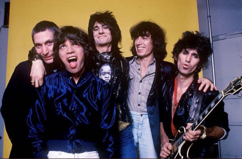 historyrock_'s tweet photo. Queen or The Rolling Stones? 🤔👇🏻🎸 https://t.co/chRDhBH8Ac