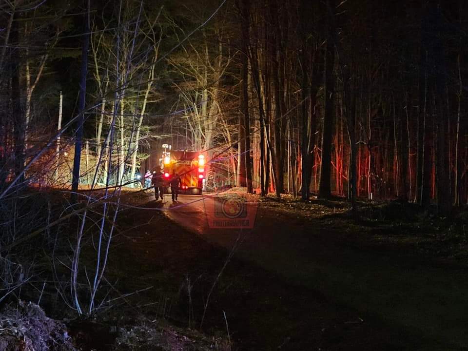 RockinghamAlert's tweet photo. (OOA) Rowley, MA *FATAL VEHICLE FIRE* off Haverhill St - RFD responded for a reported brush fire around 01:30, crews arrived and discovered a vehicle fully involved, 1 occupant was reported in the vehicle as non viable, incident is under investigation - 4/7 - 07:00 #RowleyMA https://t.co/K9ar7458c3