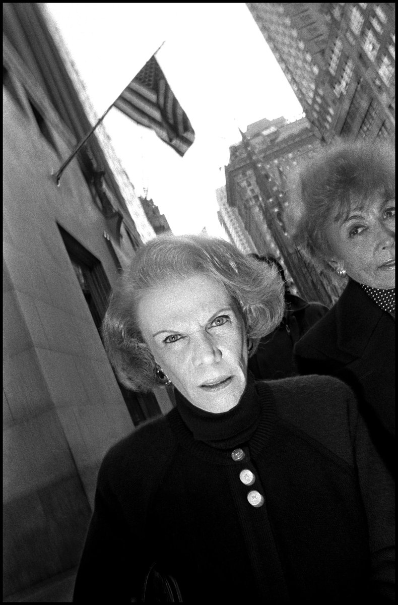 Rejane_art's tweet photo. Today, we're spotlighting the incredible work of street photographer Bruce Gilden! Get inspired by his raw, close-up portraits that capture the soul of the city. Check out some of his masterpieces below! #Rejane #NFTPhotography #BruceGilden https://t.co/hnJ8TwOIfL