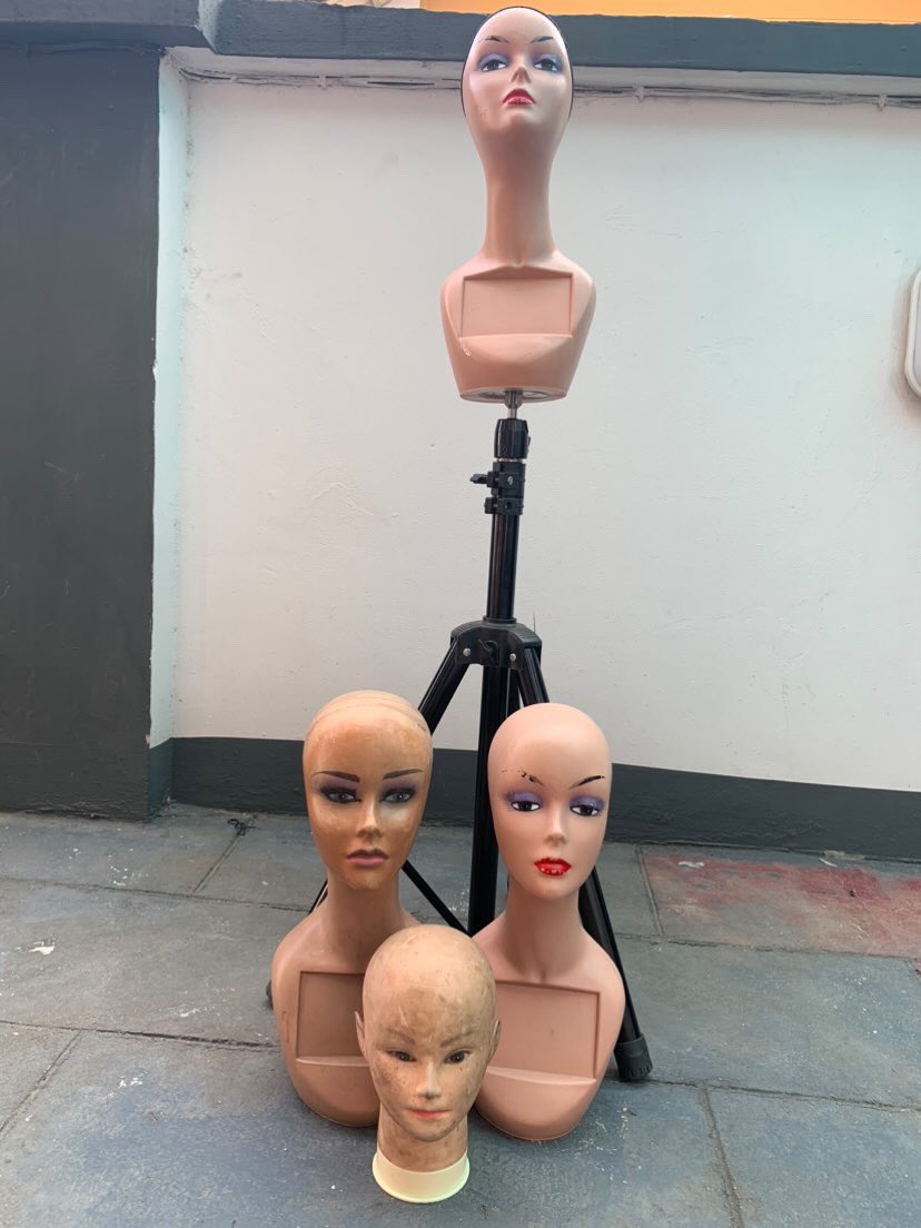 Hi guys… would you like to buy some preowned items for really affordable prices? You’re in the right place. You can sell off some of yours too. My location is Lagos state . 

#declutter #thepassion #lagosdecides2023 #