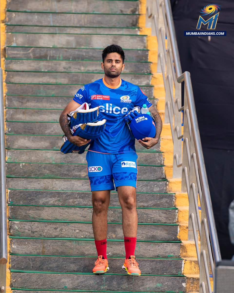 mipaltan's tweet photo. It's a special feeling to walk down the iconic Wankhede Stairs 🫶💙

#OneFamily #MumbaiIndians #MumbaiMeriJaan #TATAIPL #IPL2023 @surya_14kumar https://t.co/jblL0Yp91A