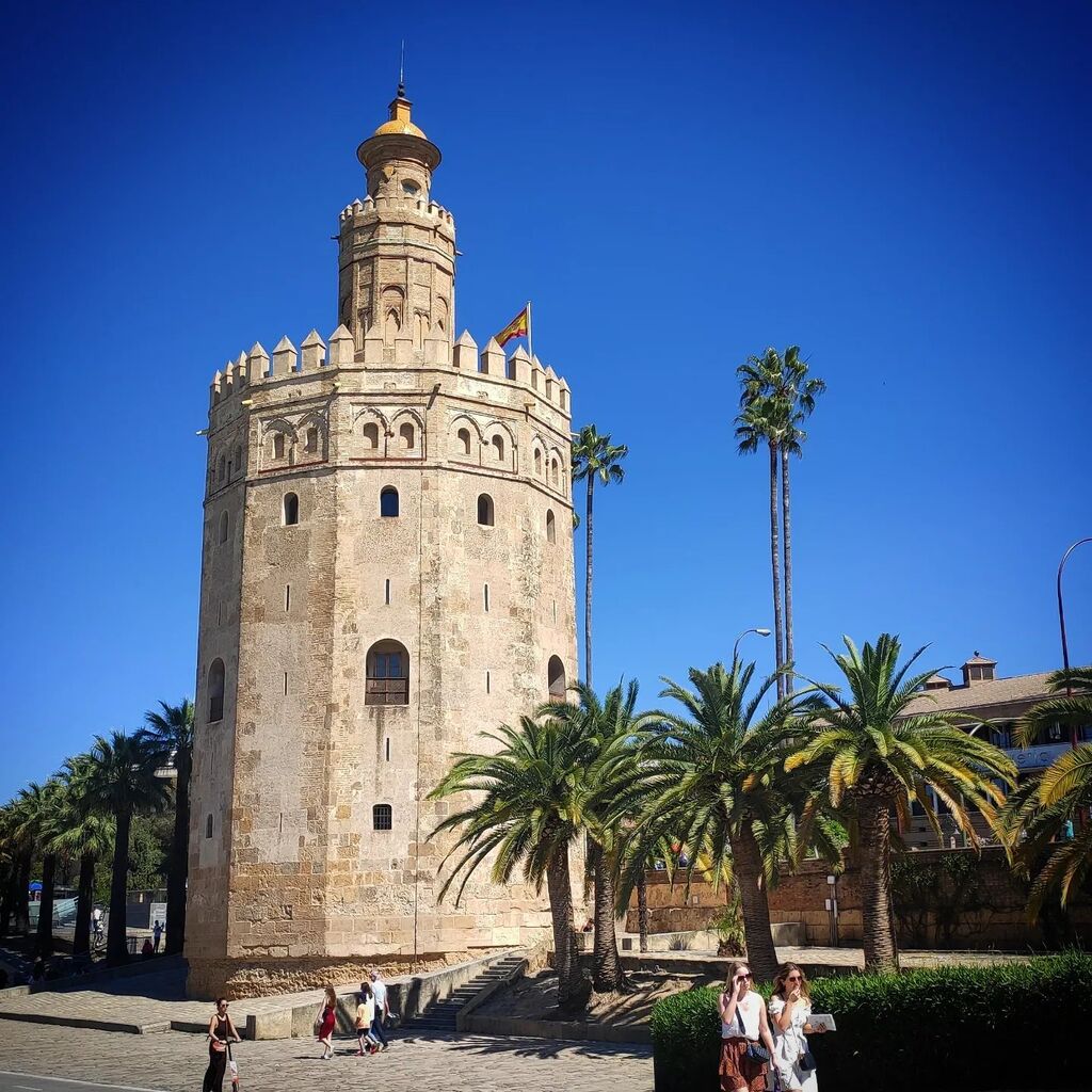 WanderlustXtf's tweet photo. Torre del Oro, Sevilla. #torredeloro #igersespaña #visitspain #instaspain #visitasevilla #sevilla #semanasanta #visitseville #semanasanta2023 #semanasantasevilla #igerssevilla  #ig_sevilla #instasevilla #andalucia #andalusia #instaespaña #igersvalles #eu… https://t.co/VlzEAGaKis https://t.co/VvCYVH3hhB