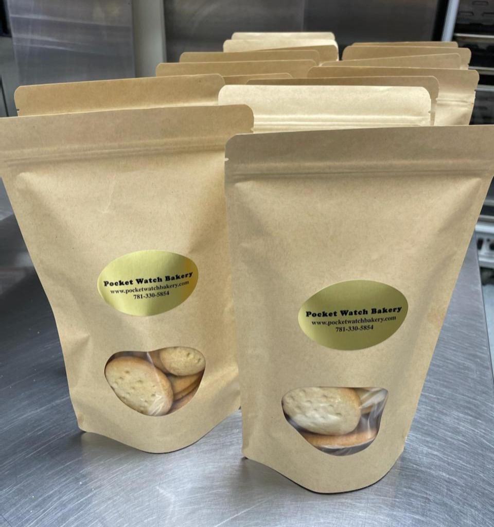 WatchBakery's tweet image. We&apos;re baking on Monday and delivering on Tuesday. Call or email your order today by 4 PM. #cisforcookie