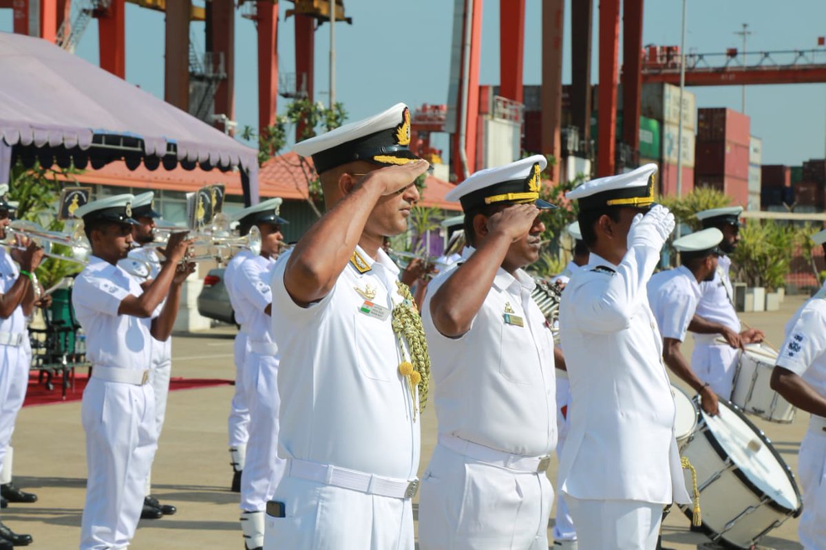 Defence_Nation's tweet photo. The 10th Edition of Joint Naval Exercise #SLINEX23 between Indian Navy & Sri Lankan Navy is underway.
ASW Corvette INS Kiltan (P30) and OPV INS Savitri (P53) are participating. 🇮🇳⚓️🇱🇰
#IndianNavy #SriLankanNavy #Colombo #IOR #NavyExercise #JaiHind https://t.co/1oR2yRgQ10