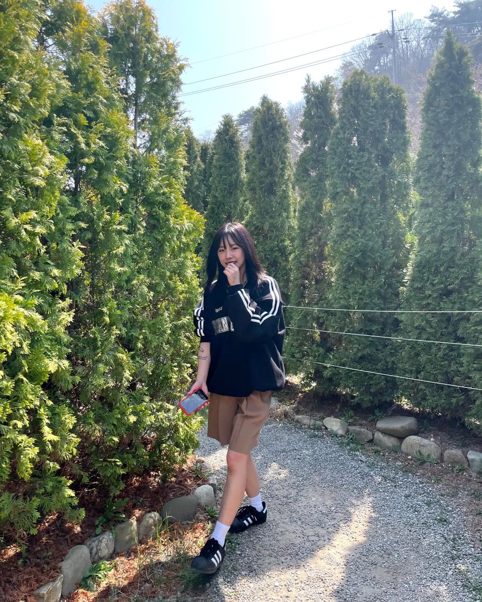 lunaestreIIad0s's tweet photo. [wheein_from.paeyong IG]
——
Who would think that this cutie is 29 years old!

🔗https://t.co/Ui4TcTgMd7

#MAMAMOO #WHEEIN
#마마무 #휘인 https://t.co/8AUODnWNvC