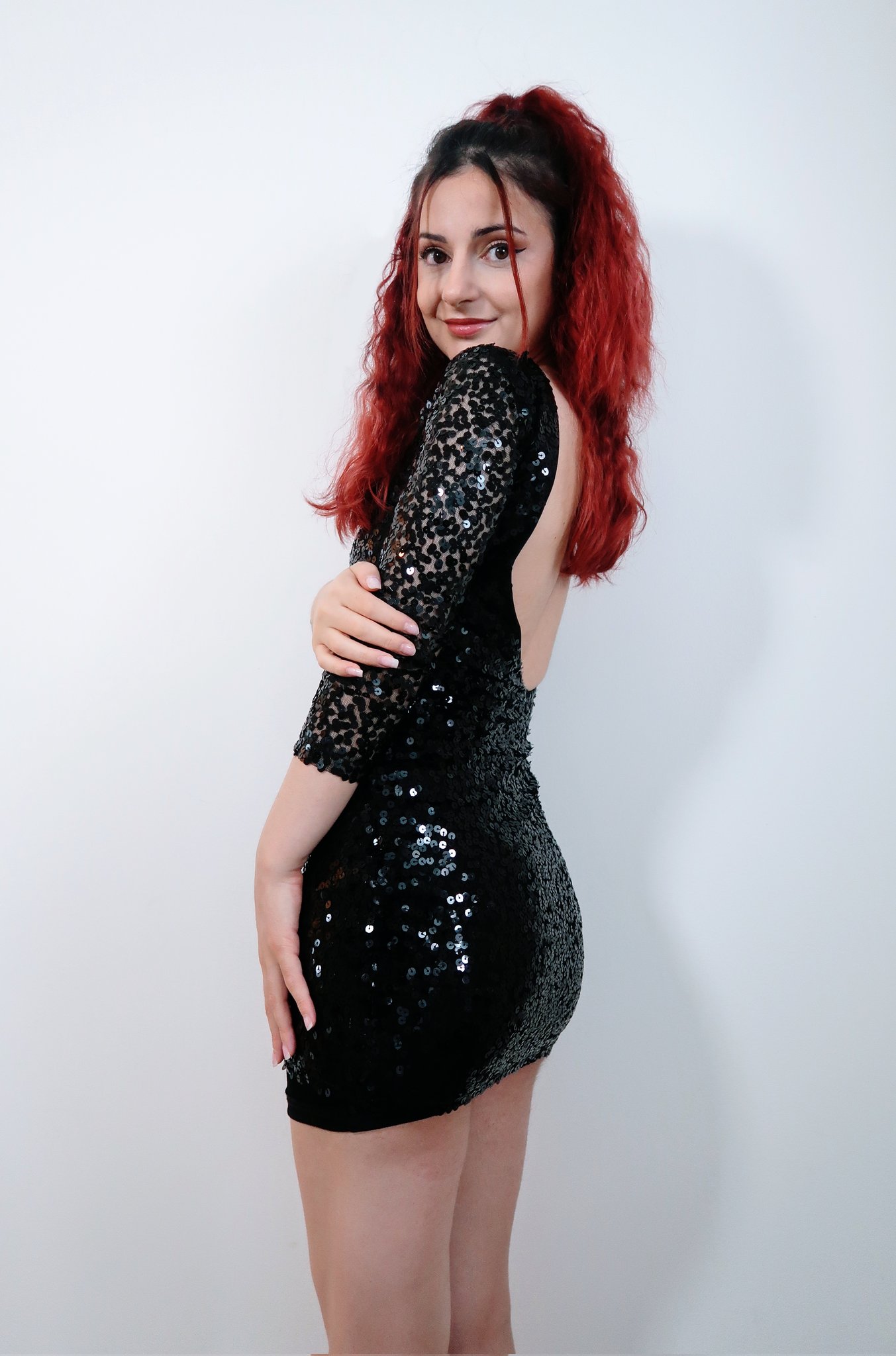 AnnieFuchsia on Twitter: "Couldn't pick dress.. So you get 2 🤭 Feels