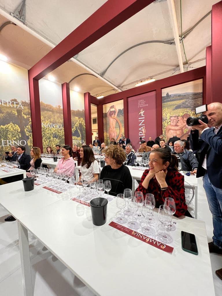 CANTINE ASTRONI tweet media