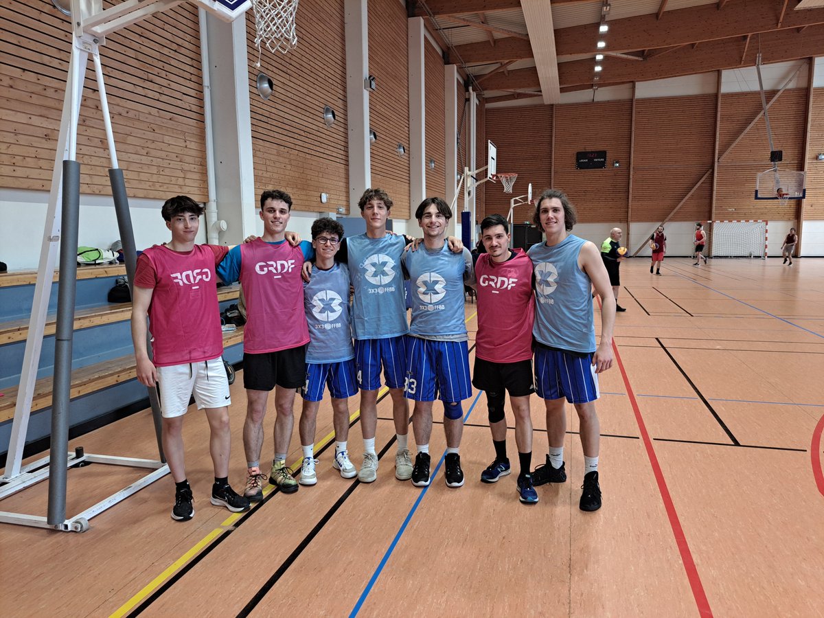 UTTroyes's tweet photo. 🏀Très belle performance pour nos #UTTiens qui ont remporté la 1ère place🥇 au championnat académique @FFSportU de basket 3x3 et qui se sont qualifiés pour la finale régionale de mai à Nancy ! #GoUTT👉Sport à l’UTT : https://t.co/rsOL0zFrcy #UTTroyes #SOP2023 #Paris2024 https://t.co/ATre8g7Wfo