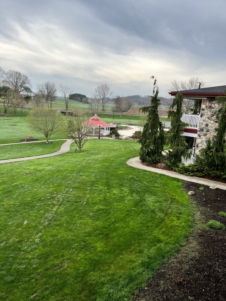 ratt4reddog's tweet image. Ahhh, the rolling hills of Millersburg #YoderNation