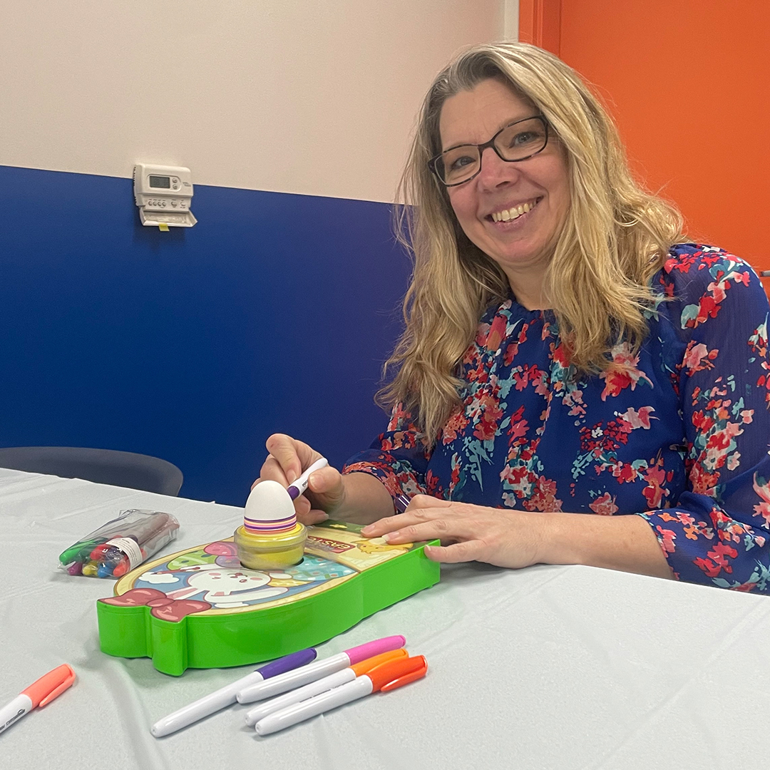 atlasoil's tweet image. We had a busy week celebrating Easter. Team members in Houston held an Easter egg hunt while the Taylor team painted eggs. Happy Easter, everyone!