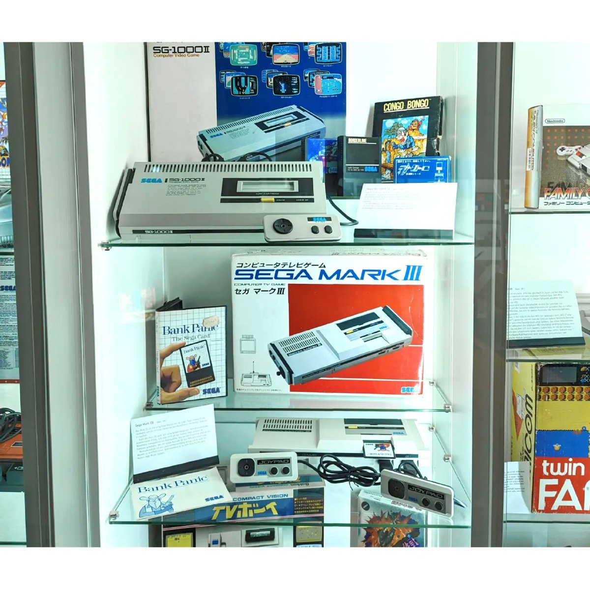 Mike_Rouse's tweet photo. I'm visiting the #BINARIUM a gaming museum in #Germany. I went straight for the good stuff. I wonder if any of my games are here.
#sega #megadrive #genesis #retrogames #gaming #retrogamerboy https://t.co/ROqGpDy2Oo