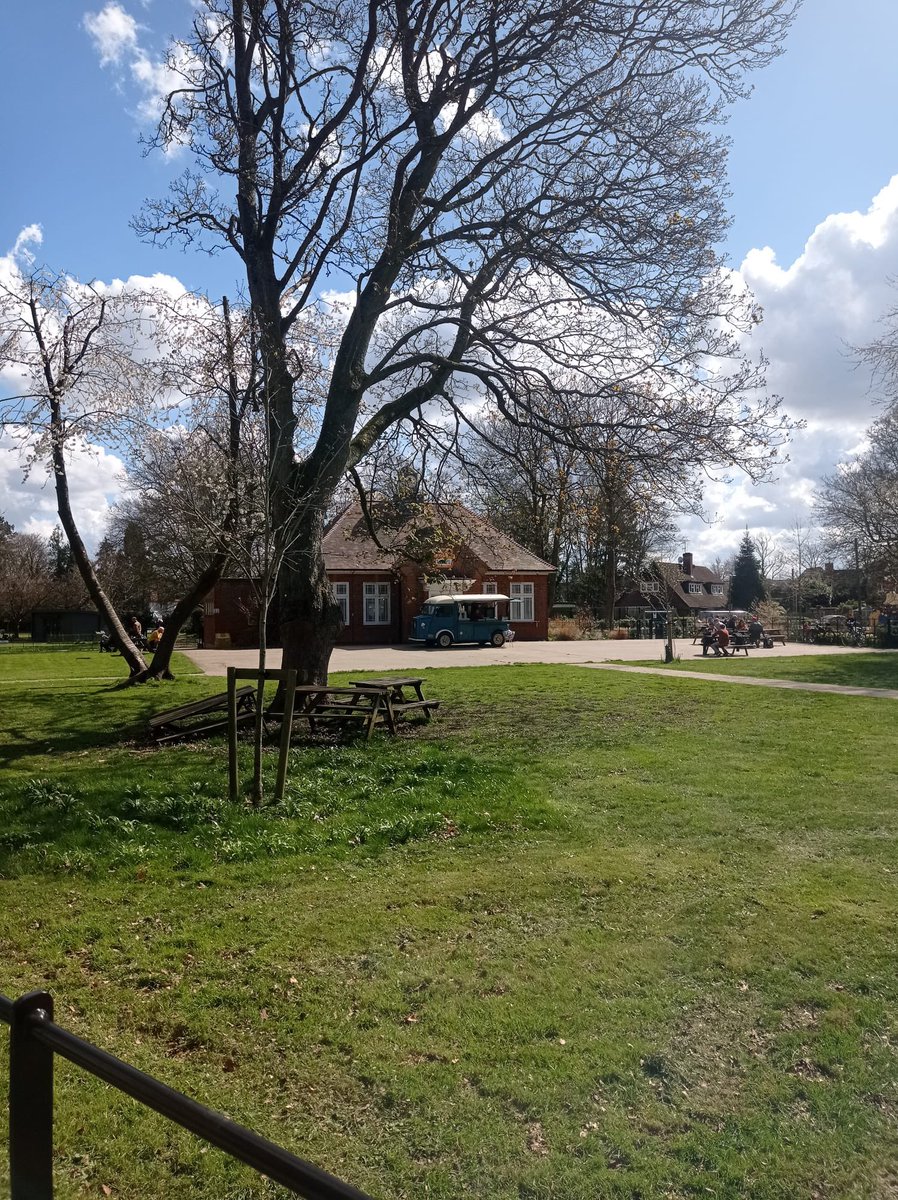 A once bustling, popular, family run cafe in Cassiobury Park, desolate over Easter weekend, apart from an overpriced cafe van, owned by the only other cafe in the park. <a href="/WatfordCouncil/">Watford Council</a> what a sorry state of affairs to allow a chain business to control all the park’s cafes. Shame