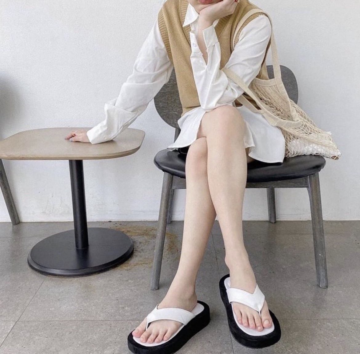 OnAcloud9's tweet photo. ปล่อยรองเท้าแบบในรูป 160฿ รวมส่ง size 37 ใส่ครั้งเดียว ทักมาขอดูรูปเพิ่มได้ค่า 

#เสื้อผ้ามือ2 #เสื้อผ้ามือสอง #เสื้อผ้าสไตล์เกาหลี #เสื้อผ้ามือสองราคาถูก #เสื้อผ้าแฟชั่น #เสื้อผ้ามือสองสภาพนางฟ้า #เสื้อผ้าแฟชั่น #รองเท้ามือสอง #รองเท้าแตะ https://t.co/x1eReiCBDQ