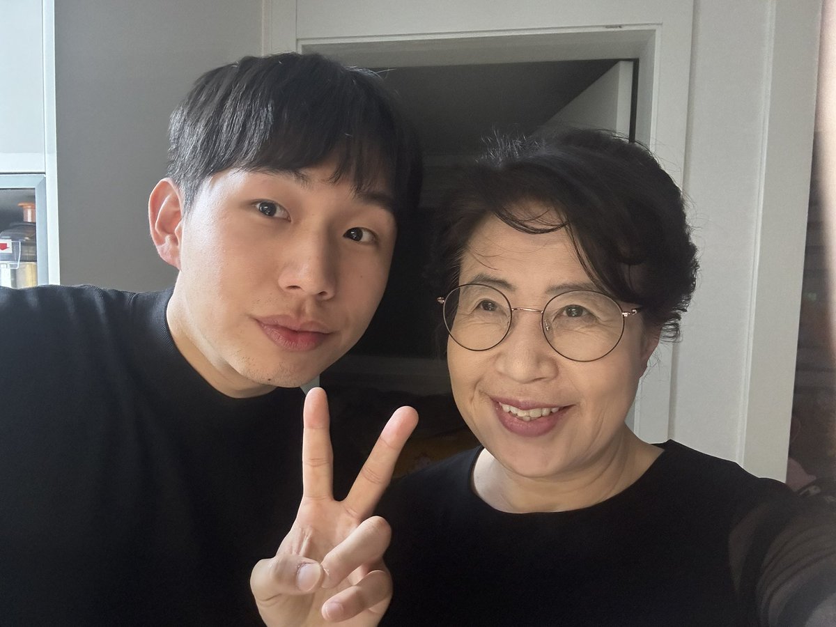 이애란 (@reeran2001) on Twitter photo 