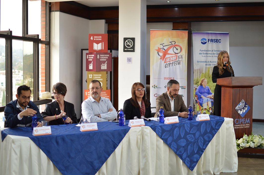 HospSantaInes's tweet photo. Se realizó la rueda de prensa donde se dió a conocer los resultados de la carrera ciclística "Luchar sin competir" organizado por la Corporación Mucho Mejor Ecuador con el apoyo de las empresas privadas para recaudar fondos para la Fundación al servicio del enfermo de Cáncer https://t.co/ln134TPNpb