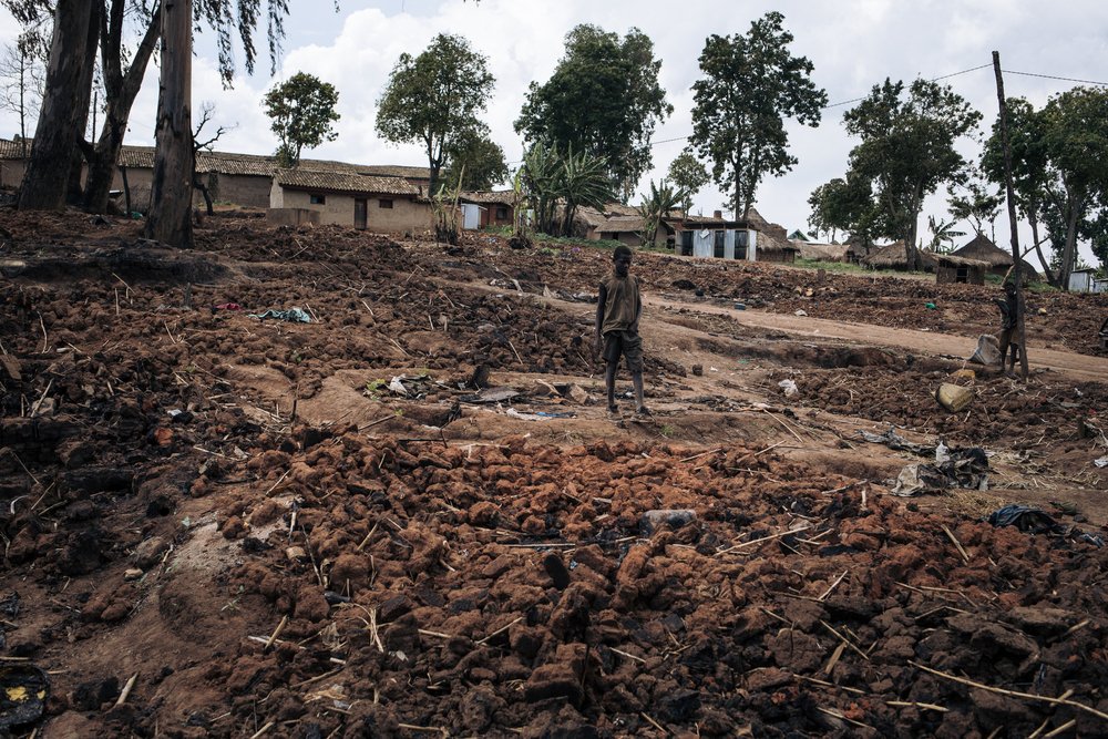 MSFcongo's tweet photo. En #Ituri, MSF s’alarme de la recrudescence des attaques armées dans la zone de santé de #Drodo en territoire de #Djugu depuis début 2023. Cette insécurité a des conséquences humanitaires & sanitaires dramatiques sur les communautés & constitue un frein à l’accès aux soins. #RDC https://t.co/foNBXYs2b4