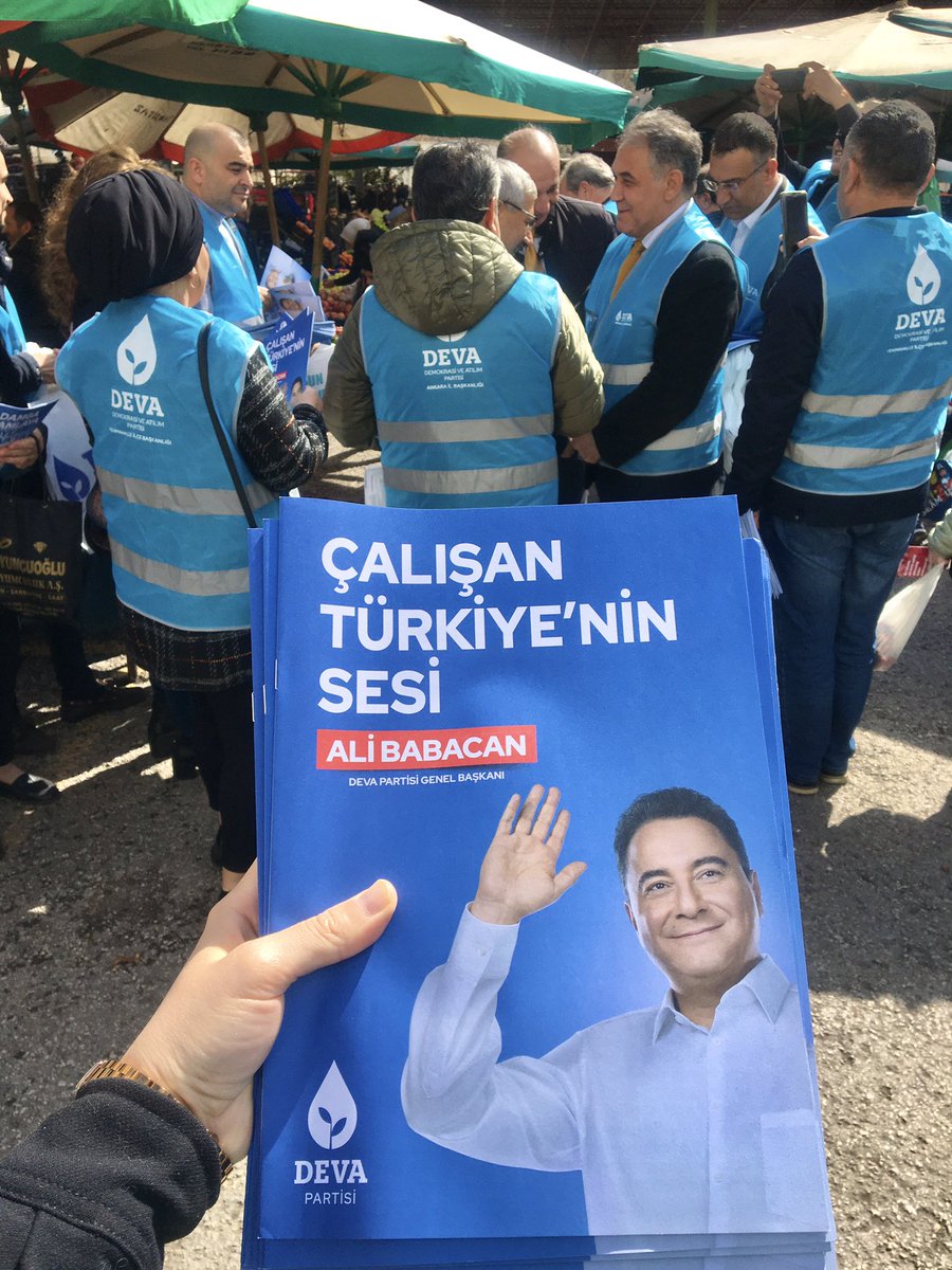 mervedemir006's tweet photo. Çalışan Türkiyenin Sesi 💙
#DevaPazarda 💧 🌱 https://t.co/UuzL6Fl7kK