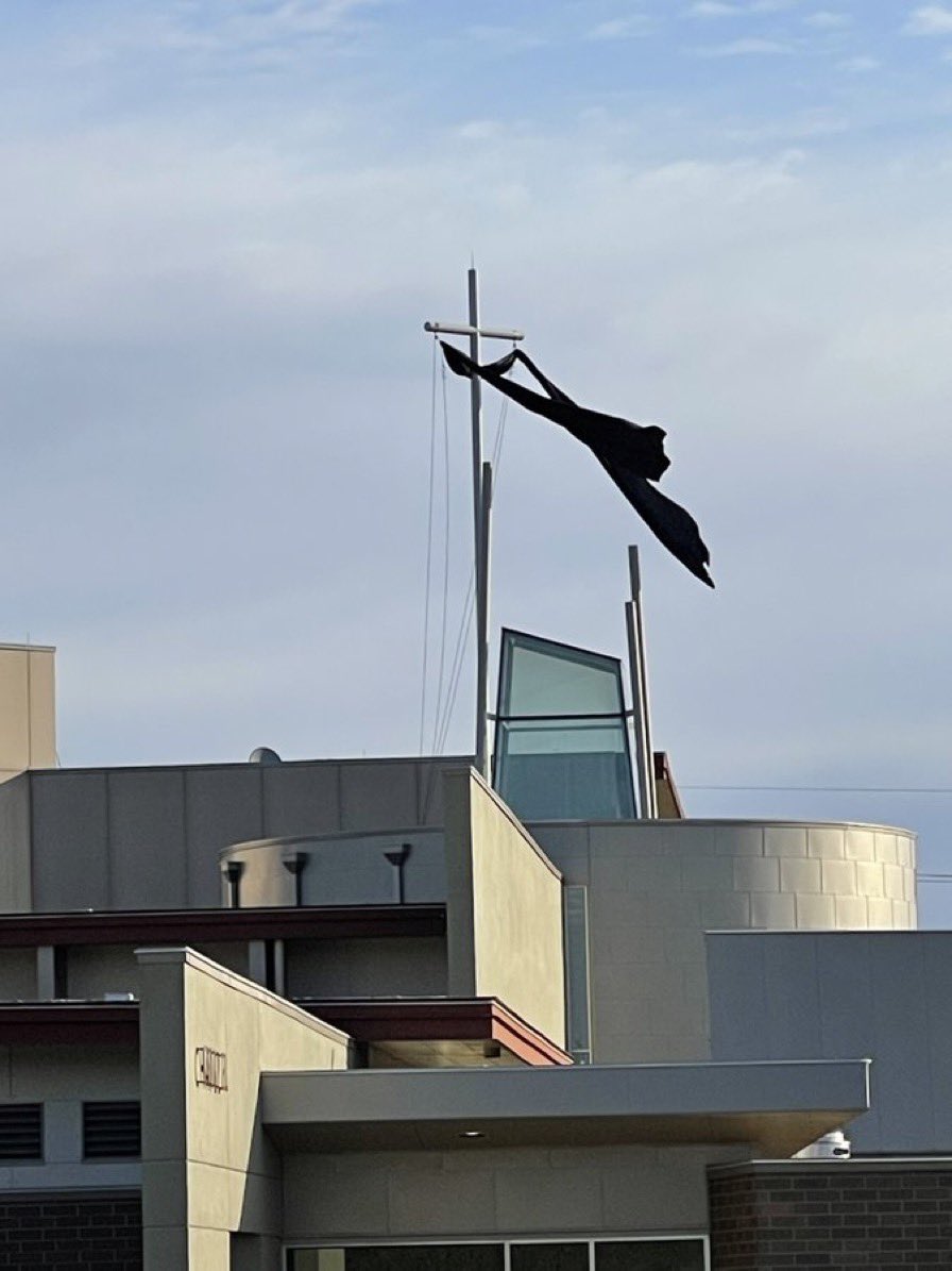 Mike Housholder tweet media