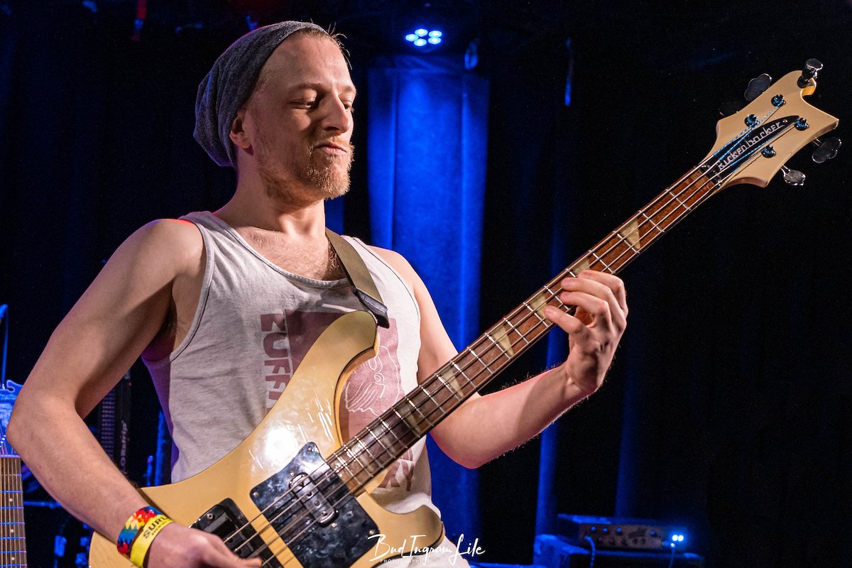 Flip Rushmore EP streaming now 🦉 tweet media