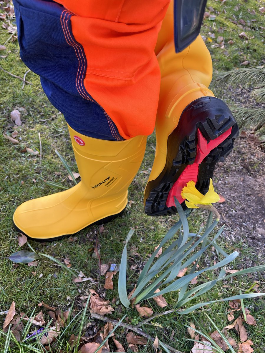 NorabootsDK tweet media