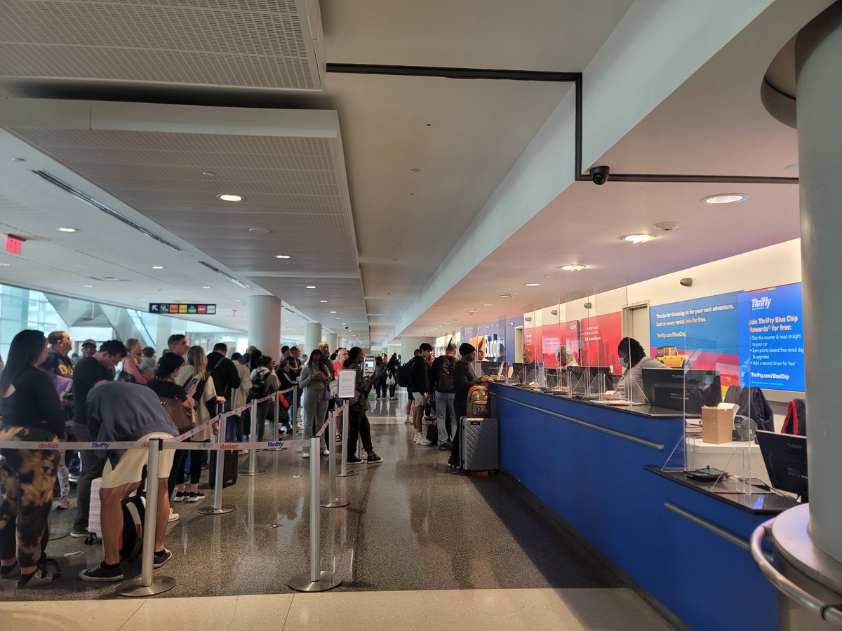 MissMetito tweet media