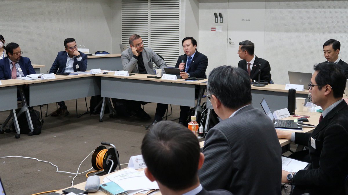 UITP Asia Pasific Committee and @UITPasiapacific  Urban Rail Platform Meetings took place in Tokyo this week. Meetings were hosted by @JREast_official together with a technical visit & @UITPnews Reception where all members from 🇯🇵 were invited. #advancingpublictransport