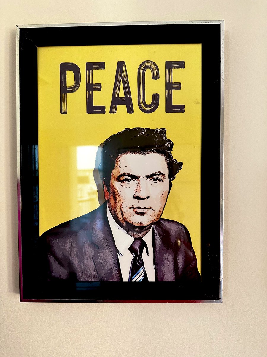 Erineyy's tweet image. 25 years of the Good Friday agreement today. Not possible without this man, proud to have him up on the wall. Here’s to the next 25 years, hopefully doing even better.