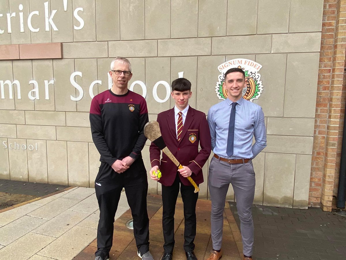 Redhigh1934's tweet photo. QUB Future Star
Many congratulations to Year 12 student Leigh Morgan, whose hurling talent was recognised by QUB recently when he was awarded a Future Star Award.
Congratulations Leigh. 👏👏 https://t.co/CQums71ZLm