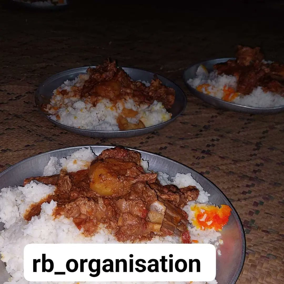 RB_organisation's tweet photo. A love filled day ❤️

Cooking Iftar and breaking fast snacks on site at an orphanage and donations drop off at 2 centres. 

Kwale County.

#TeamRB 
#RBfamily 
#rb_organisation https://t.co/JOpOISZSyP
