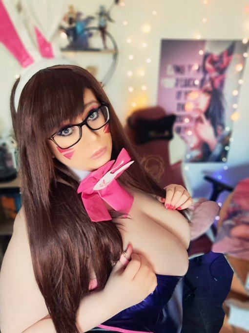Happy Good friday! 🐰 #EasterHolidays #EasterBunny #dvacosplay #Overwatch #StarWarsCelebration https://t<a href="/tag/easterholidays"class="tags">#EasterHolidays</a><a href="/tag/easterbunny"class="tags">#EasterBunny</a><a href="/tag/starwarscelebration"class="tags"><span>#starwarscelebration</span></a><a href="/tag/overwatch"class="tags"><span>#overwatch</span></a><a href="/tag/dvacosplay"class="tags"><span>#dvacosplay</span></a>