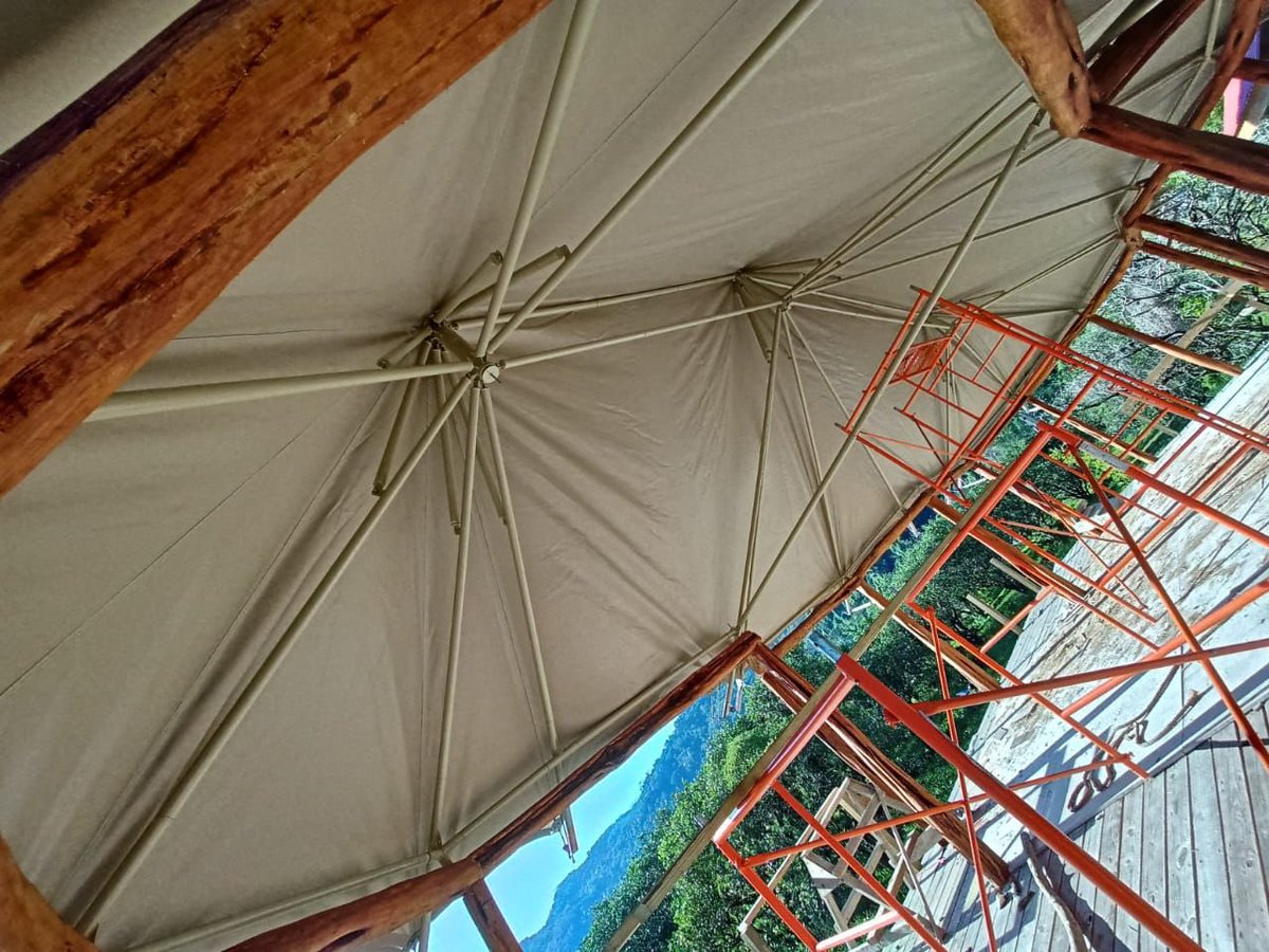 ExclusiveTents's tweet photo. A new Exclusive Tents stretching out and coming to life in beautiful Belize! Do you see the verticals and horizontal wooden frame poles? This is a great way to add a nice aesthetic and a good bit of strength to an already very strong tent.
#unbelizable #glampingbelize https://t.co/7wYSpEm8GL