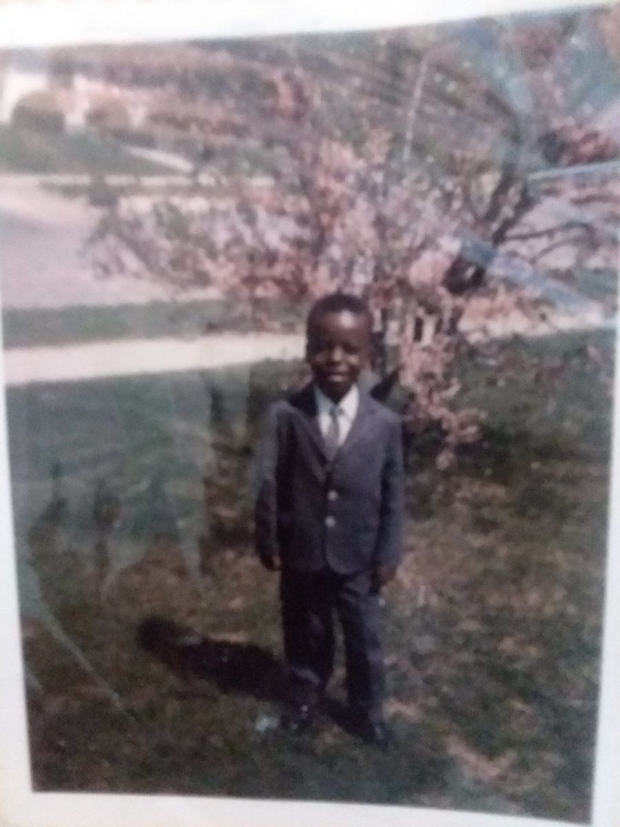 CulturalRights1's tweet photo. Here I am at age 5 in my new suit (1963) for EASTER! HAPPY EASTER weekend EVERYONE! #Easter #eastersuit #EasterWeekend #easterholidays #newsuit #goodfriday https://t.co/bM41a1NbBc