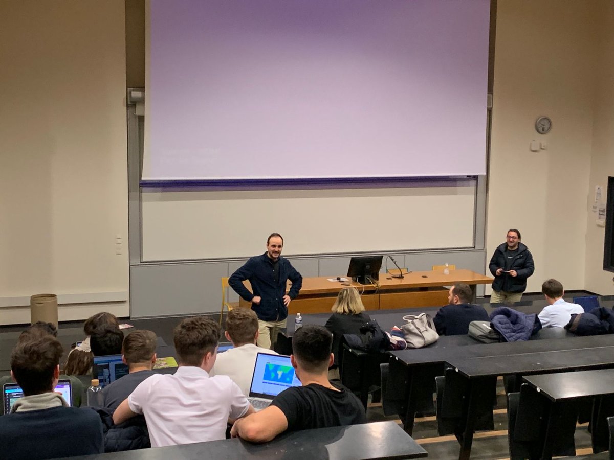 IAEAngers's tweet image. 👉Aujourd&apos;hui nos M1 MV ont présenté les résultats de leurs études conduites sur la thématique de la marque employeur des entreprises du #vegetal 🫒

Merci à @VEGEPOLYSVALLEY et @onepoint pour leur accompagnement lors de ce #designsprint !