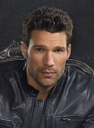 merlinpapin3's tweet photo. .@FredOL69007 On souhaite un Bon Anniversaire à #AaronOConnell qui a 37 ans , on peut le voir dans
Black Water
NCIS
Love Accidentally https://t.co/fb8dNtVqHS