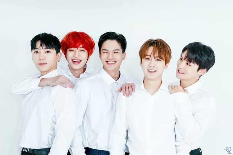 pannkorea's tweet photo. Long Hiatus, This Gen 2 Boy Group Reportedly Will Comeback Soon! Netizens: For what?
https://t.co/dNyc0vt8X7
#CHUNJI #HOWDOYOUPLAY #L.JOE #MBC #POSTALCODE #RICKY #TEENTOP #TOPMEDIA https://t.co/rPJr7aXxtb